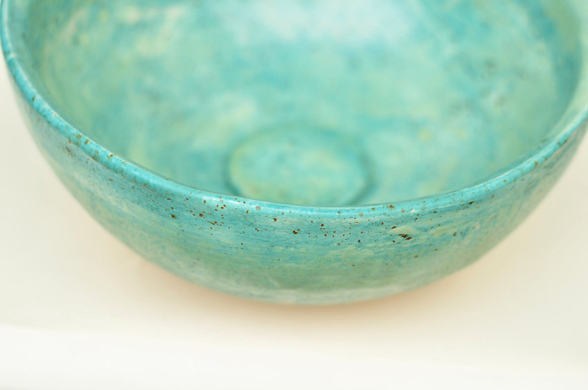 Handmade Ceramic Vessel Sink – Semi-matte Turquoise Ø30 cm | Speckled Glaze