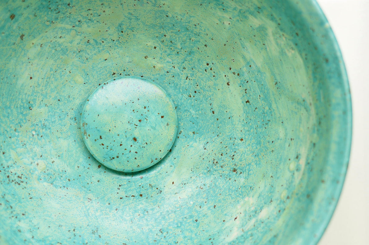 Handmade Ceramic Vessel Sink – Semi-matte Turquoise Ø30 cm | Speckled Glaze
