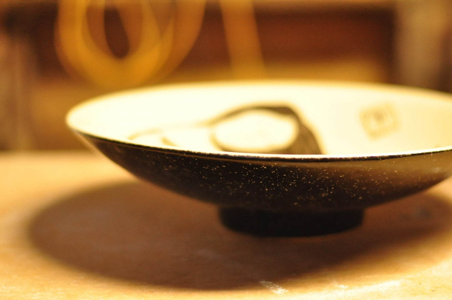 Bathroom Sink - Ø 28 cm Woman with cat - TATOceramika