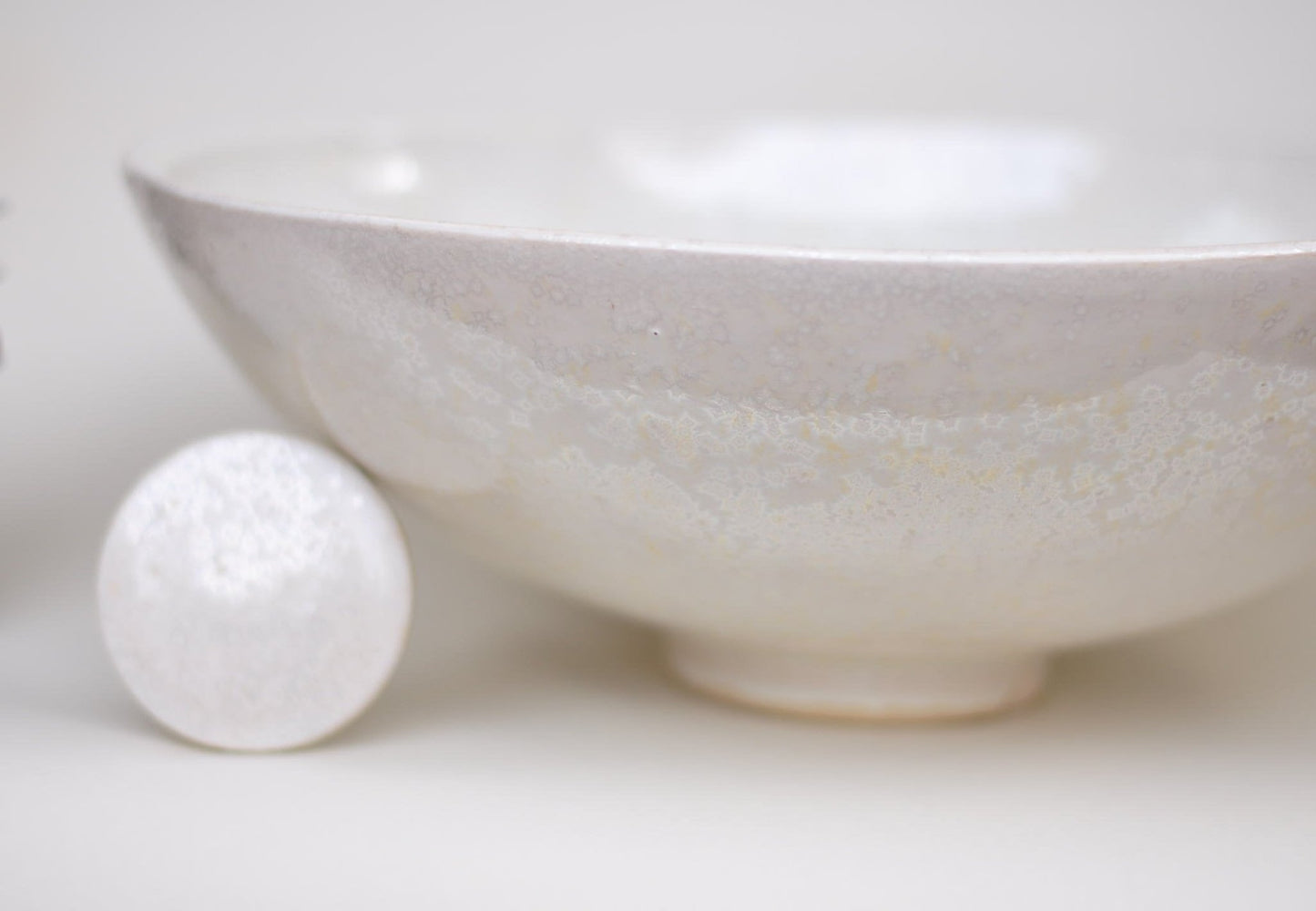 Ceramic Sink with an amazing pearl effect - Crystal Pearl - TATOceramika