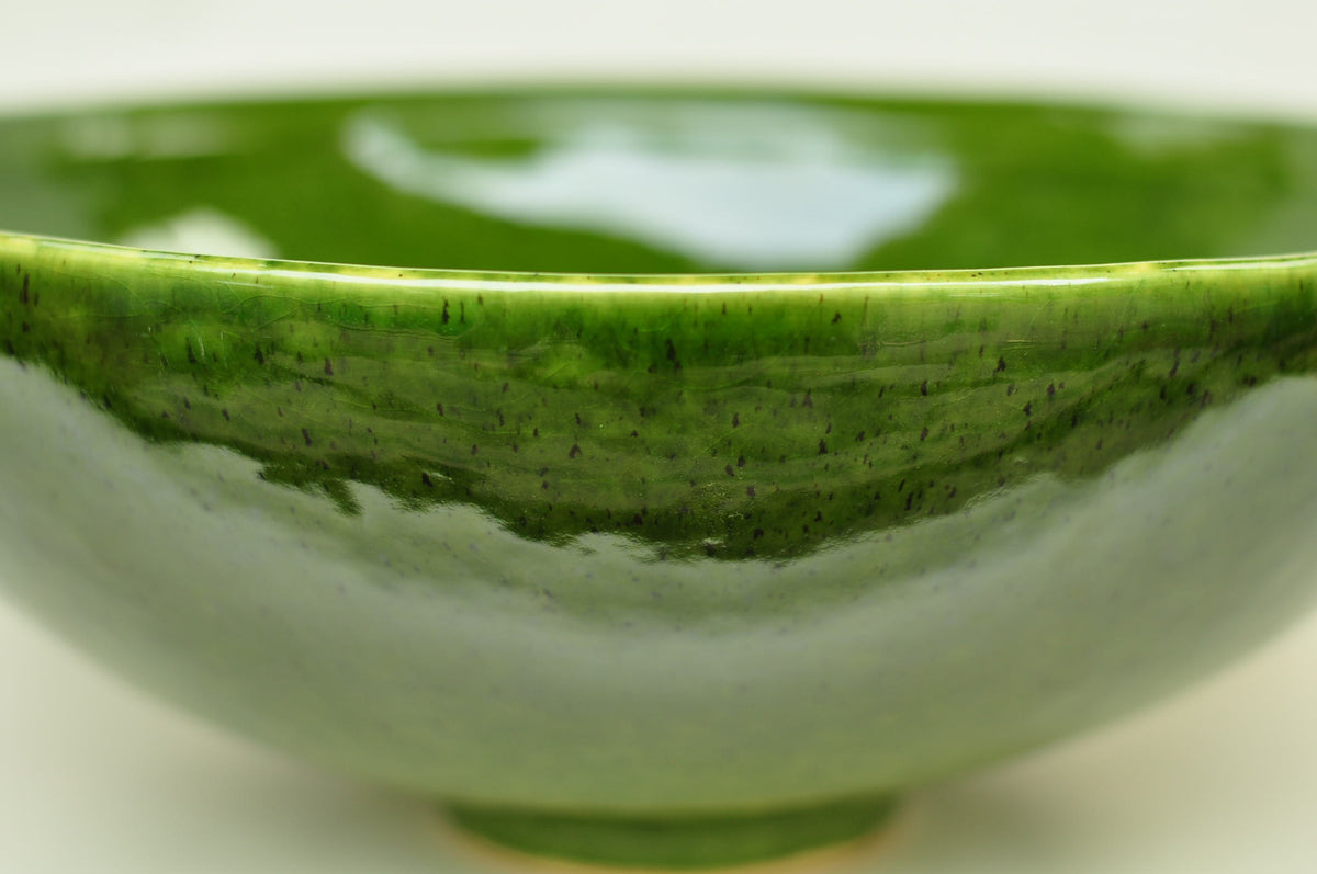 Handmade Ceramic Vessel Sink – Kiwi Ø40 cm | Glossy Olive Green